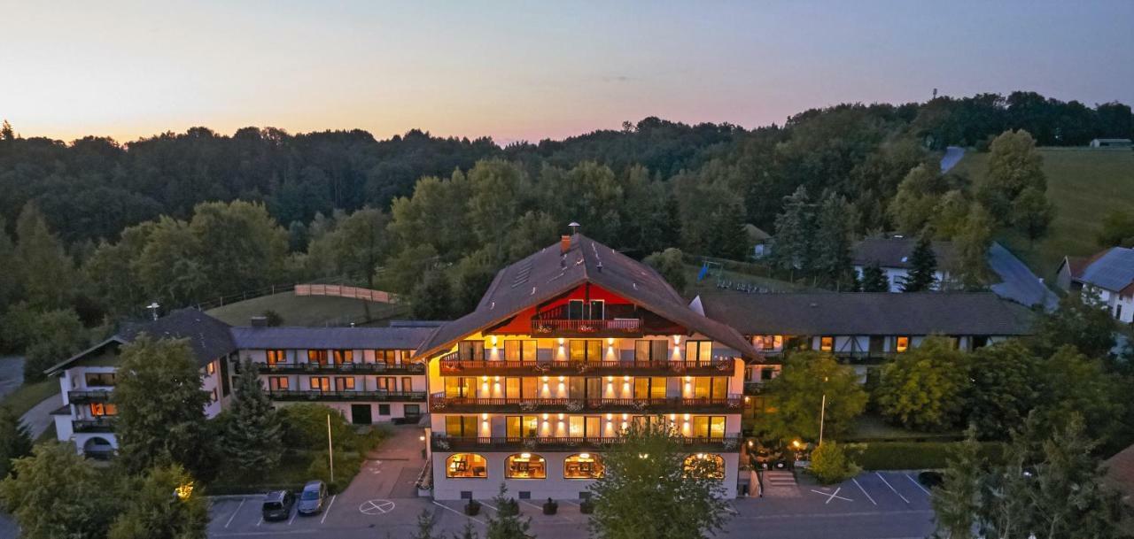 Wellnesshotel Zum Koch Ortenburg Eksteriør billede